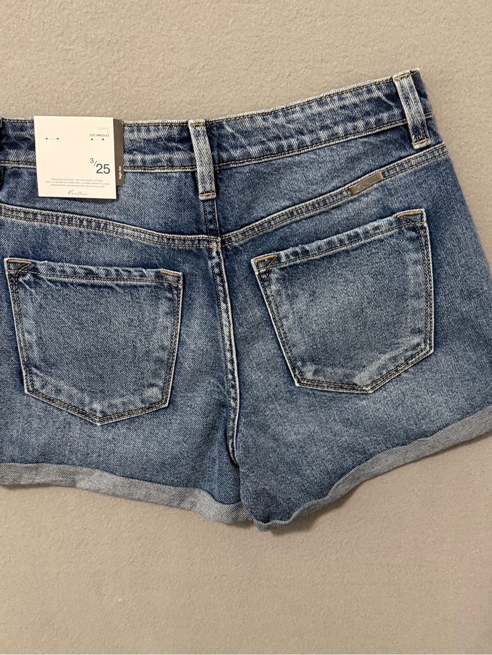 KanCan Medium Blue Distressed Cuffed Denim Shorts New Tags $109 3/25 Nice Jeans